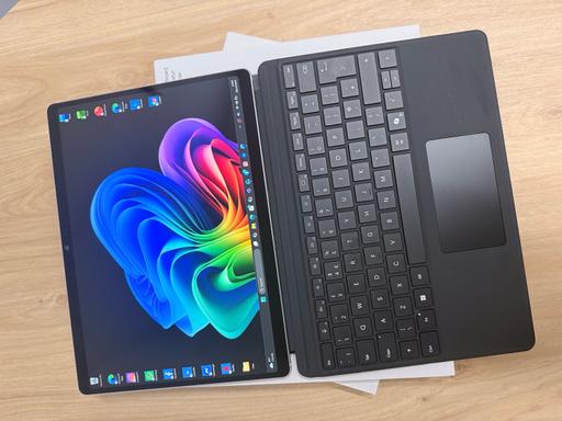 Buy & Sell Fishersgate Brighton - Photos for Microsoft Surface Pro 11 cellular