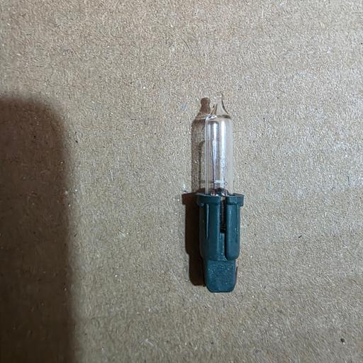 Buy & Sell Amblecote Dudley - Photos for 50 x Clear Christmas Tree Replacement Bulbs