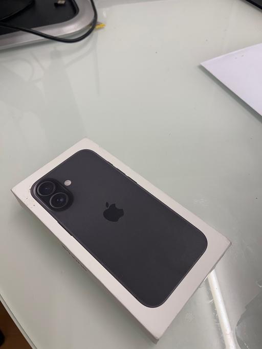 Buy & Sell Enfield Lock Enfield - Photos for iPhone 16 128 gig black sleek Brand new