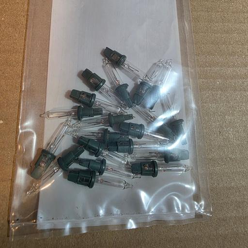 Buy & Sell Stourbridge Dudley - Photos for Clear Christmas Tree Fairy Light Bulbs x 20