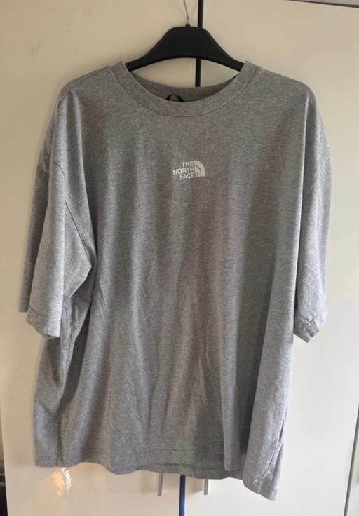 Buy & Sell Holmewood North East Derbyshire - Photos for The north face tshirt size Large