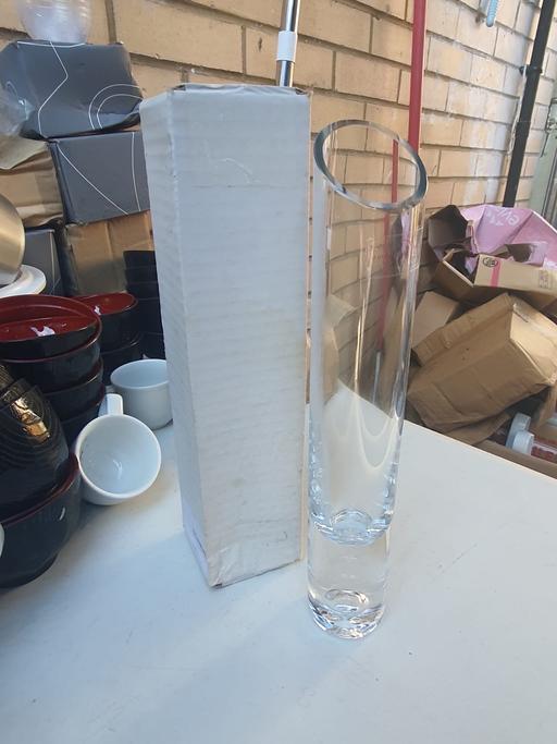 Buy & Sell Camberwell South East London - Photos for Cylinder Bubble Base Vase with Angled Rim
