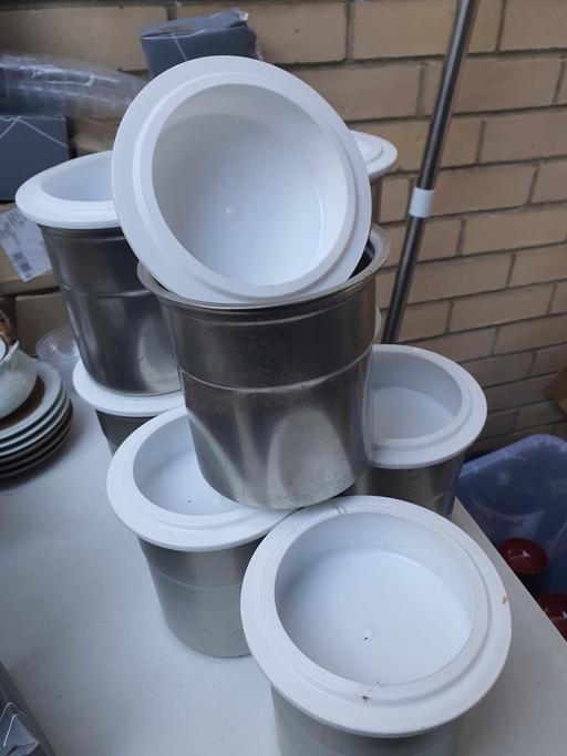 Buy & Sell Camberwell South East London - Photos for Chrome Steel Pacotizing beakers + white lids
