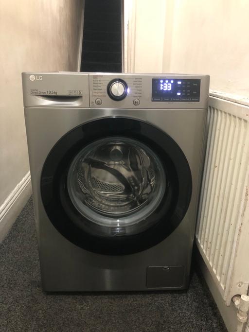Buy & Sell Manningham Bradford - Photos for LG direct drive 10.5kg washing machine