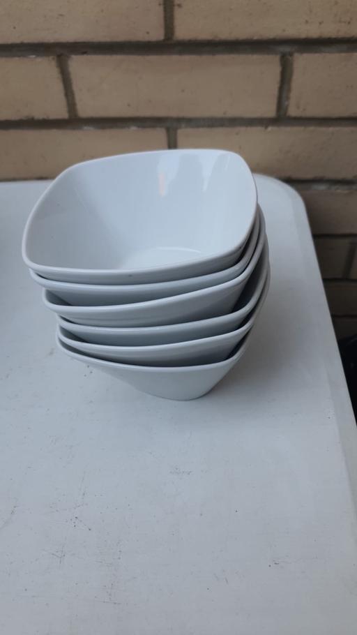 Buy & Sell Denmark Hill South East London - Photos for White Square ceramic bowls