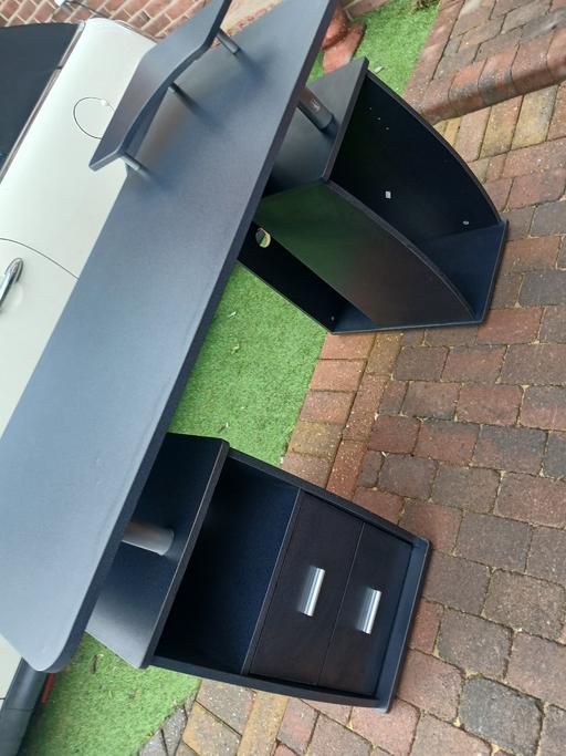 Buy & Sell St Helier South West London - Photos for desk