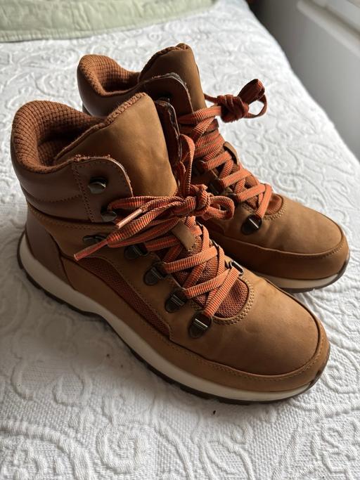 Buy & Sell Kingsway Derby - Photos for M&S Good Move walking boots UK 5