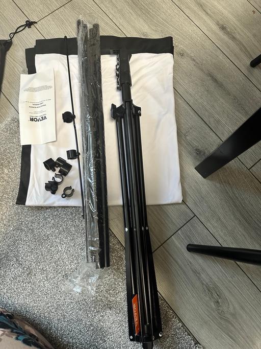 Buy & Sell Sheffield Sheffield - Photos for VEVOR Tripod Projector Screen