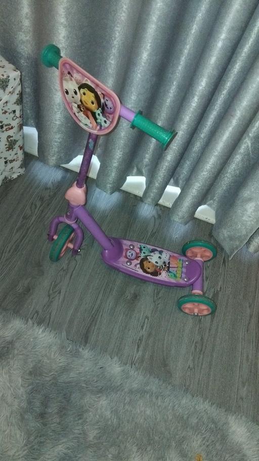 Buy & Sell Peckham South East London - Photos for Toddler Gabby Dollhouse scooter