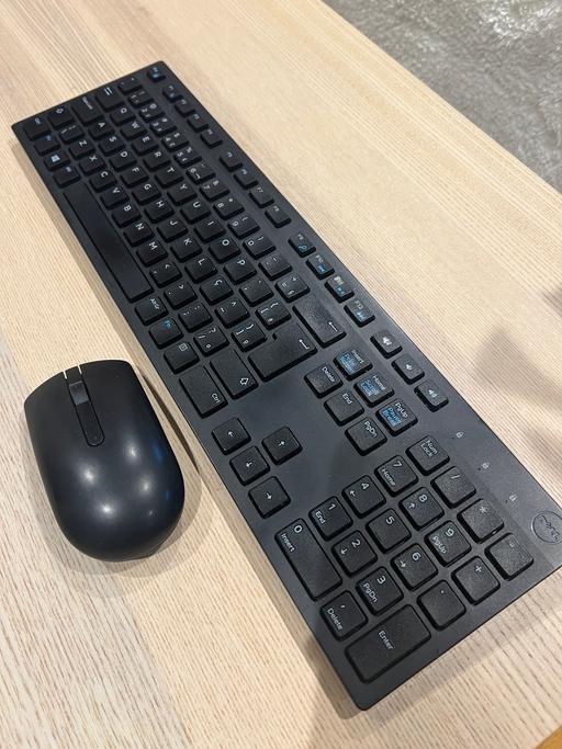 Buy & Sell Westferry East London - Photos for Dell wireless keyboard and mouse set