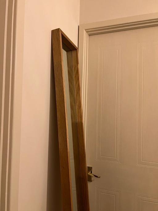 Buy & Sell Heron Quays East London - Photos for FUTON solid wood full-length mirror