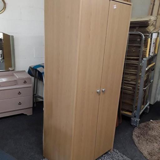 Buy & Sell Saint Pauls Trading Estate Tameside - Photos for Brown veneered single two-door wardrobe