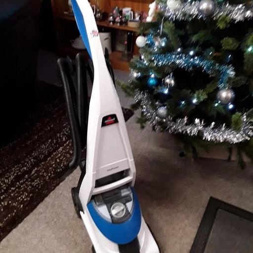 Buy & Sell Saint Pauls Trading Estate Tameside - Photos for Large Bissell Oxypower carpet cleaner