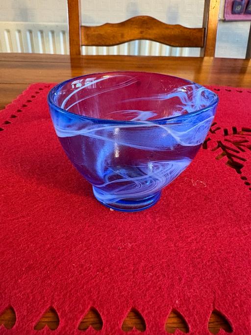 Buy & Sell East Malling Tonbridge and Malling - Photos for Blue glass bowl