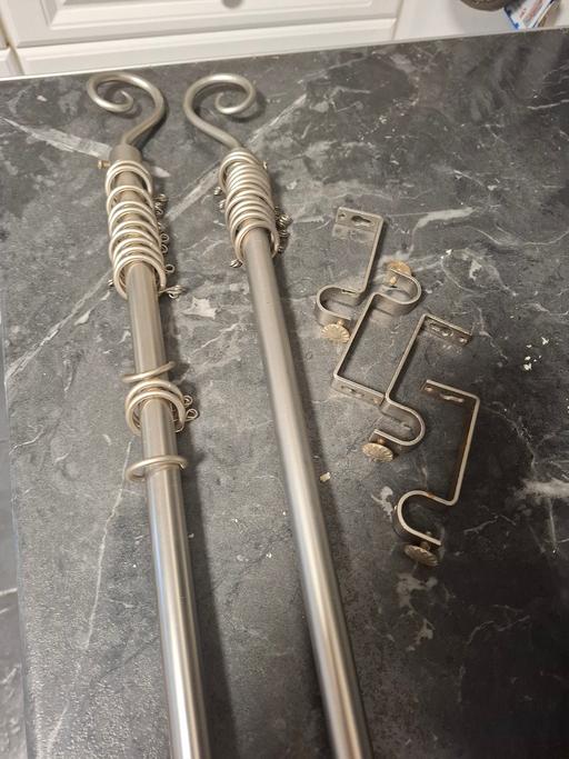 Buy & Sell Frankley Bromsgrove - Photos for metal curtain poles