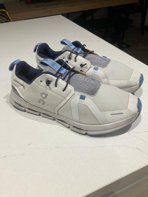 Buy & Sell Liverpool Liverpool - Photos for Girls or ladies on cloud running trainees