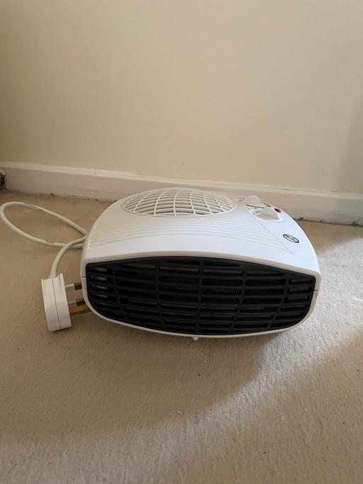 Buy & Sell Surrey Quays South East London - Photos for 2kW flat fan heater