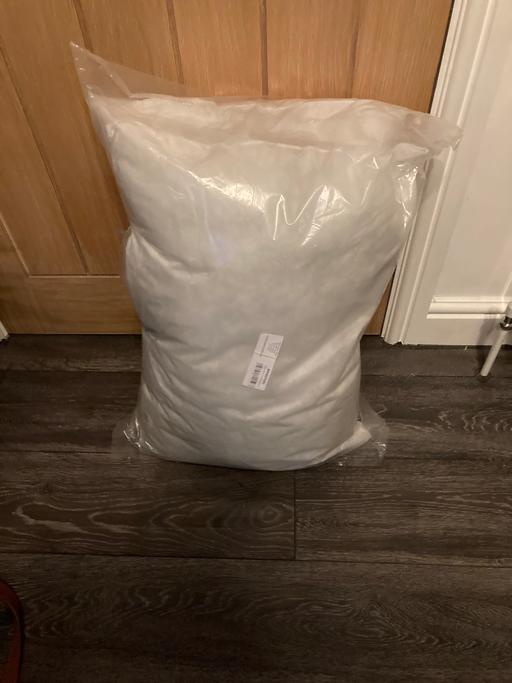 Buy & Sell Sedgley Dudley - Photos for 2 bed pillows