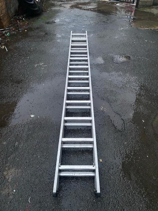 Buy & Sell French Walls Sandwell - Photos for 7 meters extension ladder perfect condition