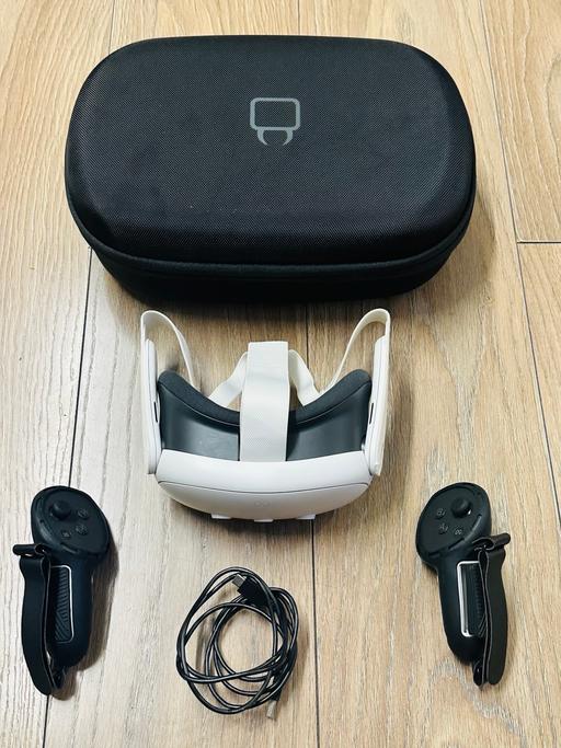 Buy & Sell Lye Dudley - Photos for Meta Quest 3 - 128GB Headset - Case