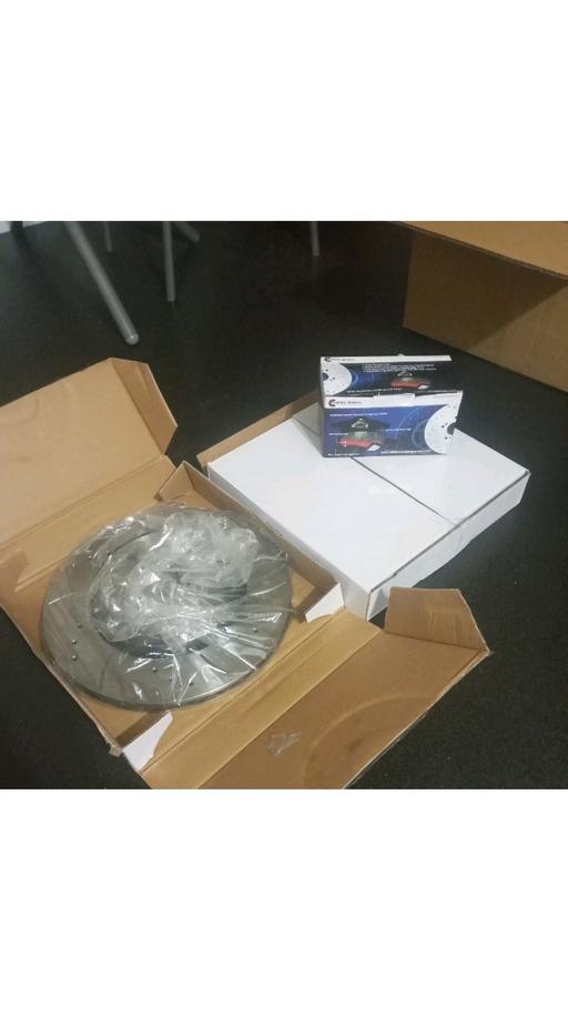 Vehicles Dudley Town Centre Dudley - Photos for BMW 6 SERIES REAR DISCS & PADS (NEW)