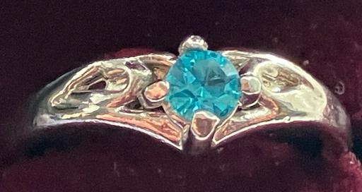 Buy & Sell Yeovil Somerset - Photos for silver blue topaz unmarked solitaire 0.32ct