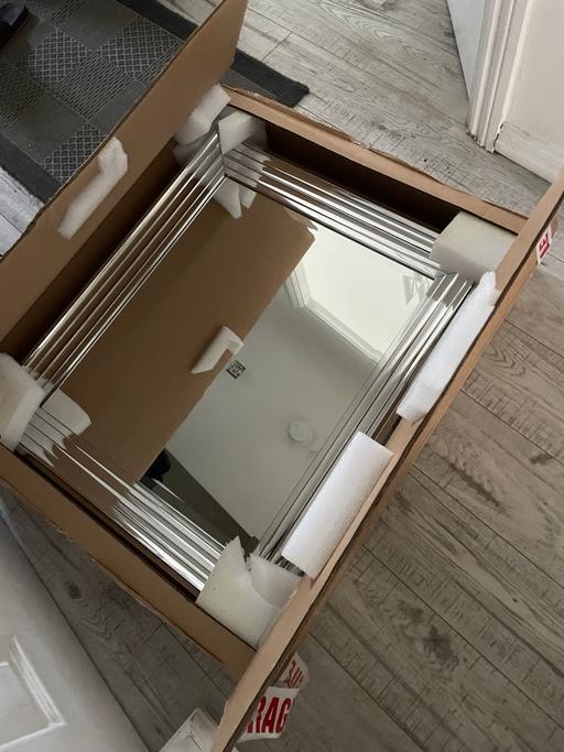 Buy & Sell Marston Green Solihull - Photos for New Silver Chroma Mirror In Box