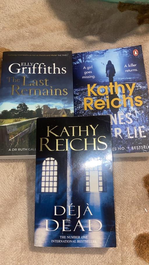 Buy & Sell Stow Heath Wolverhampton - Photos for Book bundle