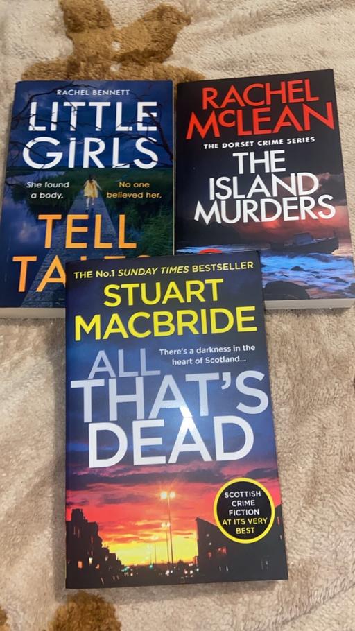 Buy & Sell Stow Heath Wolverhampton - Photos for New book bundle