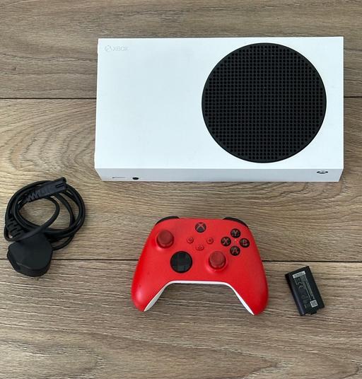 Buy & Sell Lye Dudley - Photos for XBox Series S - 512GB SSD - Battery Pack