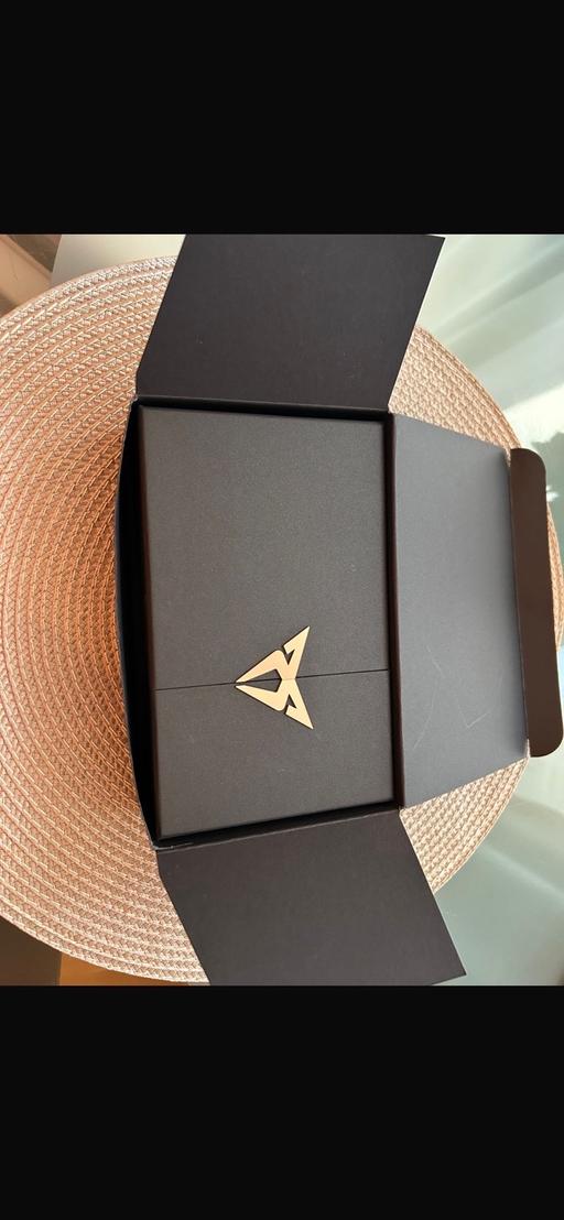 Buy & Sell Maida Vale West London - Photos for Cupra OFFICIAL Bracelet