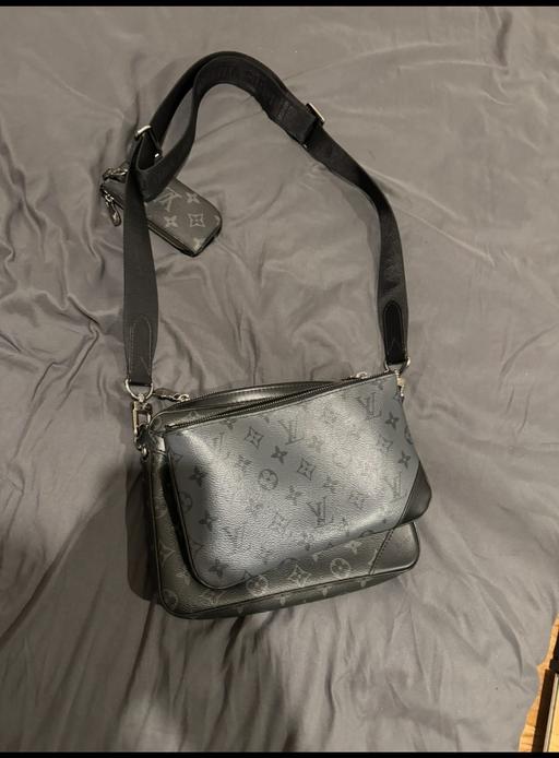 Buy & Sell Hoxton North London - Photos for LV trio bag