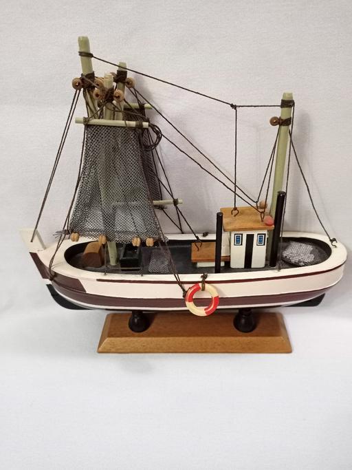 Buy & Sell Hall Green Birmingham - Photos for MODEL WOODEN FISHING BOAT.