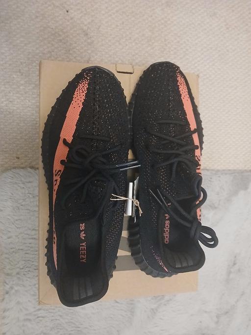 Buy & Sell Dwygyfylchi Conwy - Photos for Core Red Yeezy 350 Boost V2