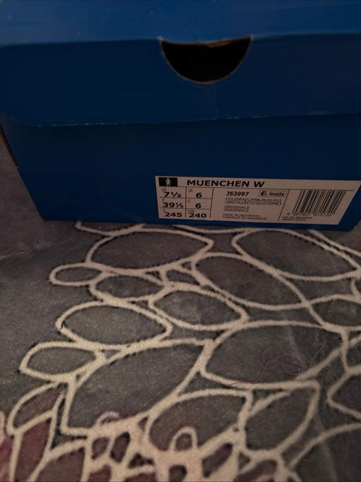 Buy & Sell Widnes Halton - Photos for Women’s adidas trainers