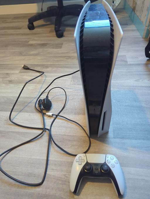 Buy & Sell Northolt Ealing - Photos for PS5 console (disk edition)