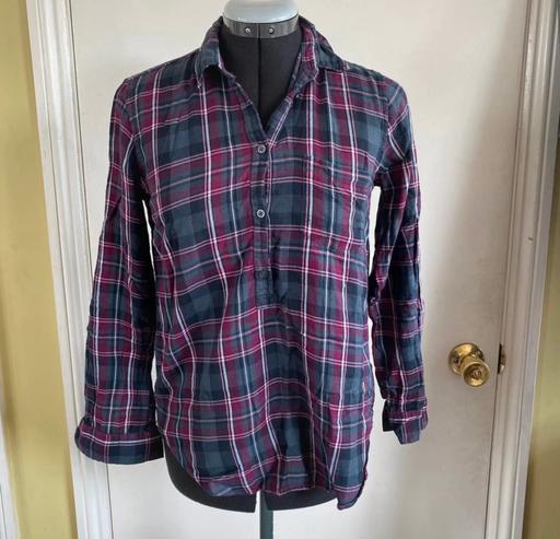 Buy & Sell Colliers Wood South West London - Photos for GAP shirt