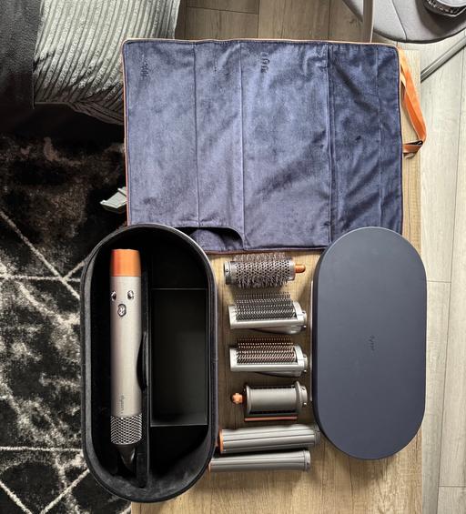 Buy & Sell Wollaston Dudley - Photos for Copper Dyson Airwrap long