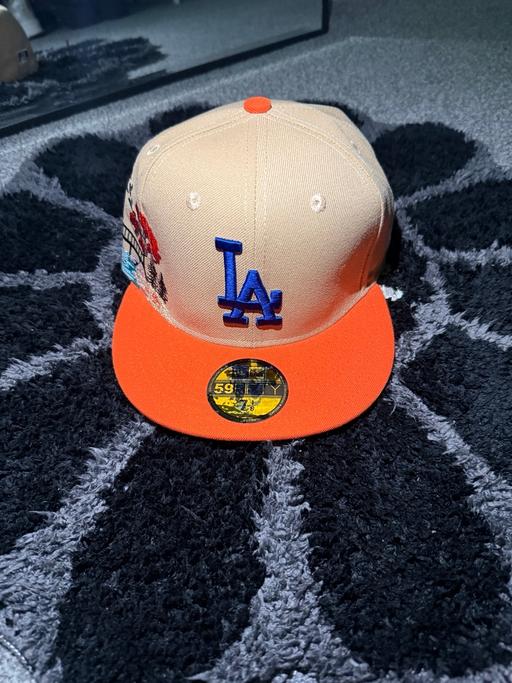 Buy & Sell Badshot Lea Waverley - Photos for New Era Fitted Cap, Size 7 1/8