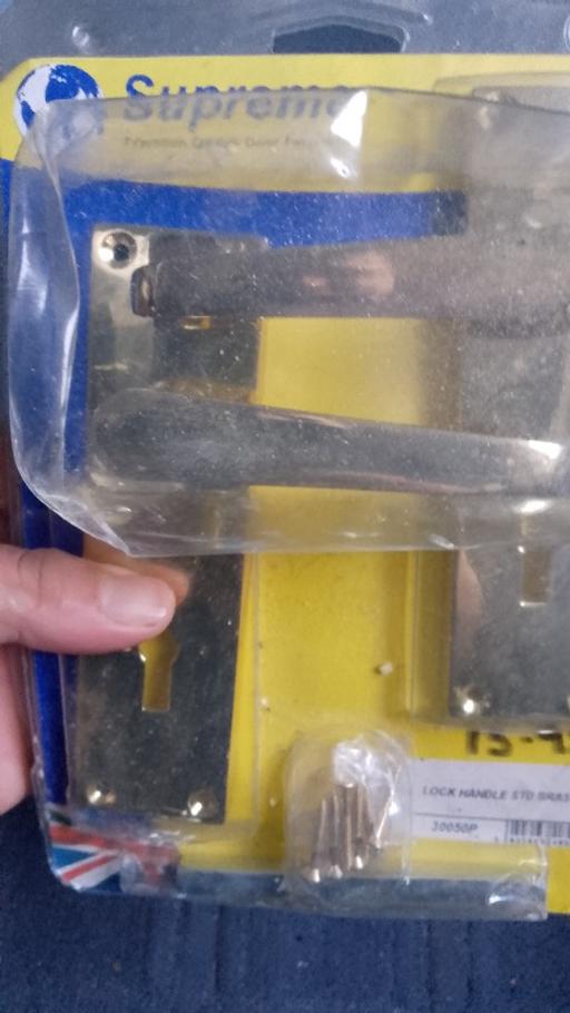 Buy & Sell Falconwood South East London - Photos for supreme Lock Handle new and sealed