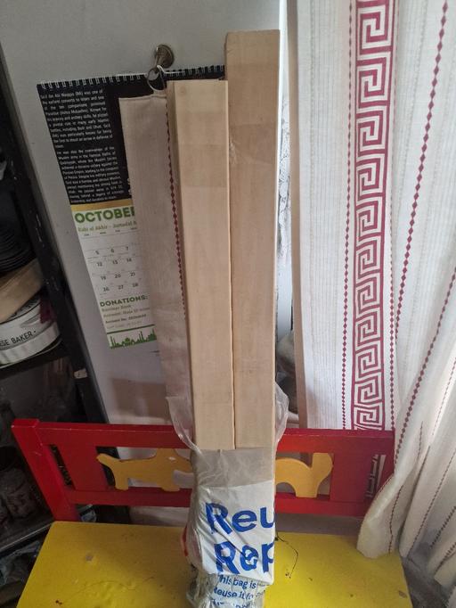 Buy & Sell Cann Hall East London - Photos for 12 × wooden slates