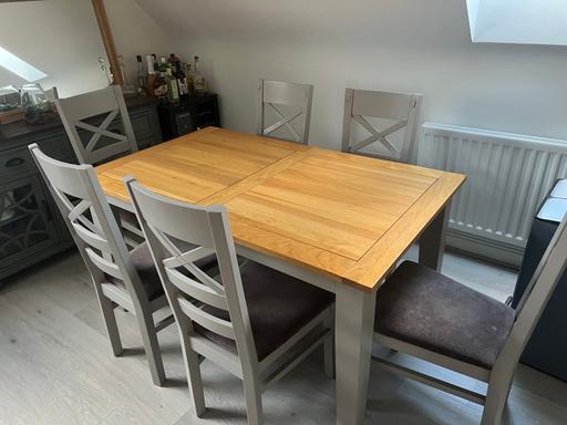 Buy & Sell Bourne Business Park Runnymede - Photos for Oak Dining table from Oak Furnitureland