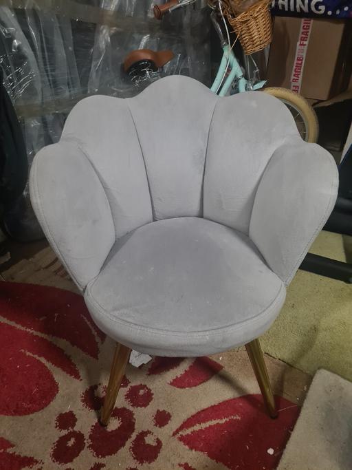 Buy & Sell Romford Barking and Dagenham - Photos for girls scallop chair