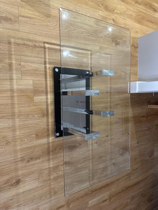 Buy & Sell Notting Hill West London - Photos for Glass coffee table with mirrored legs