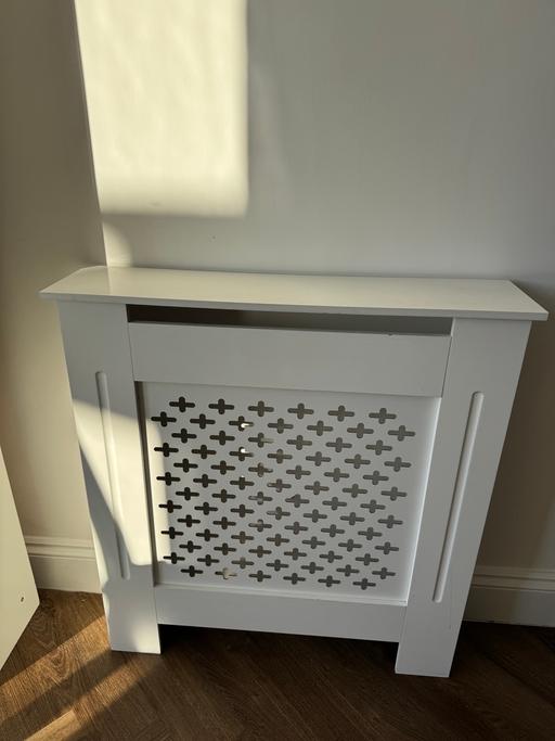 Buy & Sell Millwall East London - Photos for Radiator cover