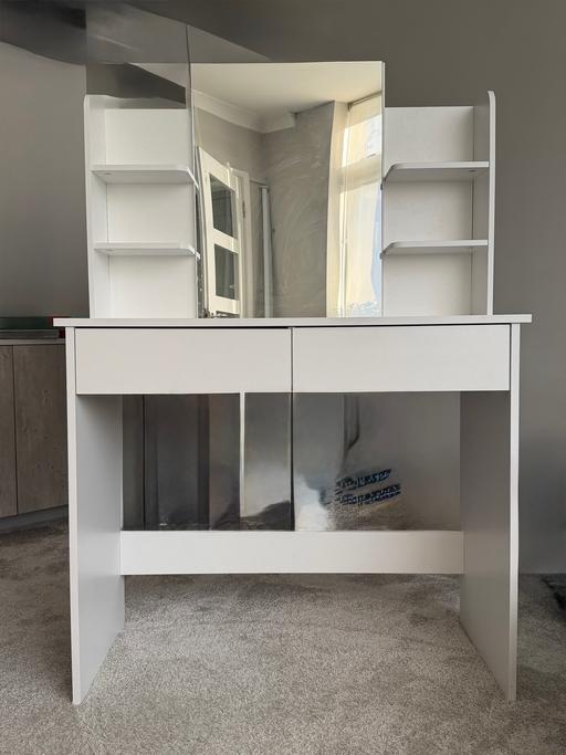 Buy & Sell Bushey Hertsmere - Photos for Girls vanity dressing table