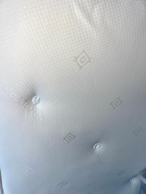 Buy & Sell Addington Village Station South East London - Photos for Single mattress