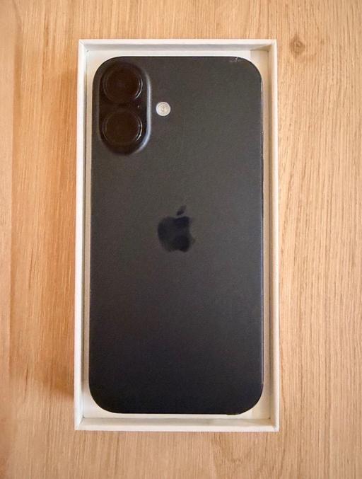 Buy & Sell Leeds City Centre Leeds - Photos for iPhone 16