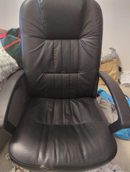Buy & Sell Netherton Dudley - Photos for Black faux leather office chair