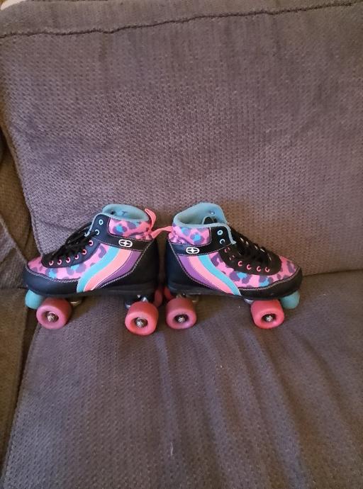 Buy & Sell Henwood Industrial Estate Ashford - Photos for No Fear Quad Skates Junior Black